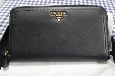 second hand prada wallet